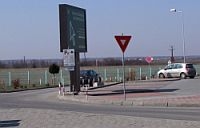 A temesvÃ¡ri repÃ¼lÅ‘tÃ©ri parkolÃ³ FotÃ³: online.szallas.com